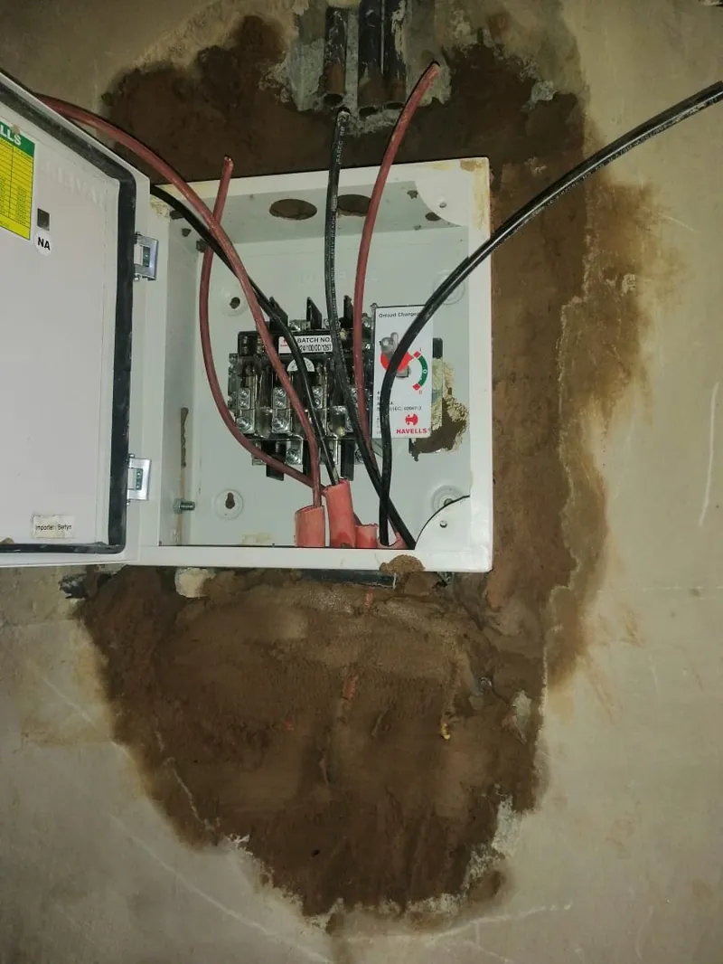 Distribution board installation by an ESCA Tech electrician
